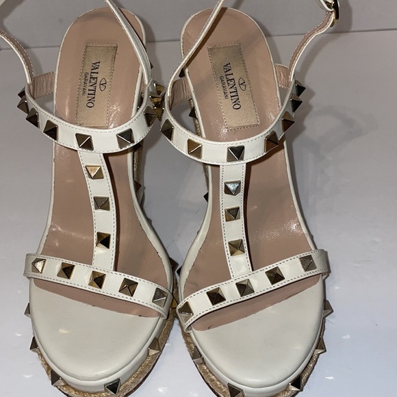 Valentino Rockstud Wedges - Picture 3 of 9